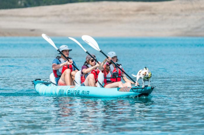 Надувная байдарка Kayak Glider-475 475x83х42см,3 весла, 3 сиденья, киль, до 230кг